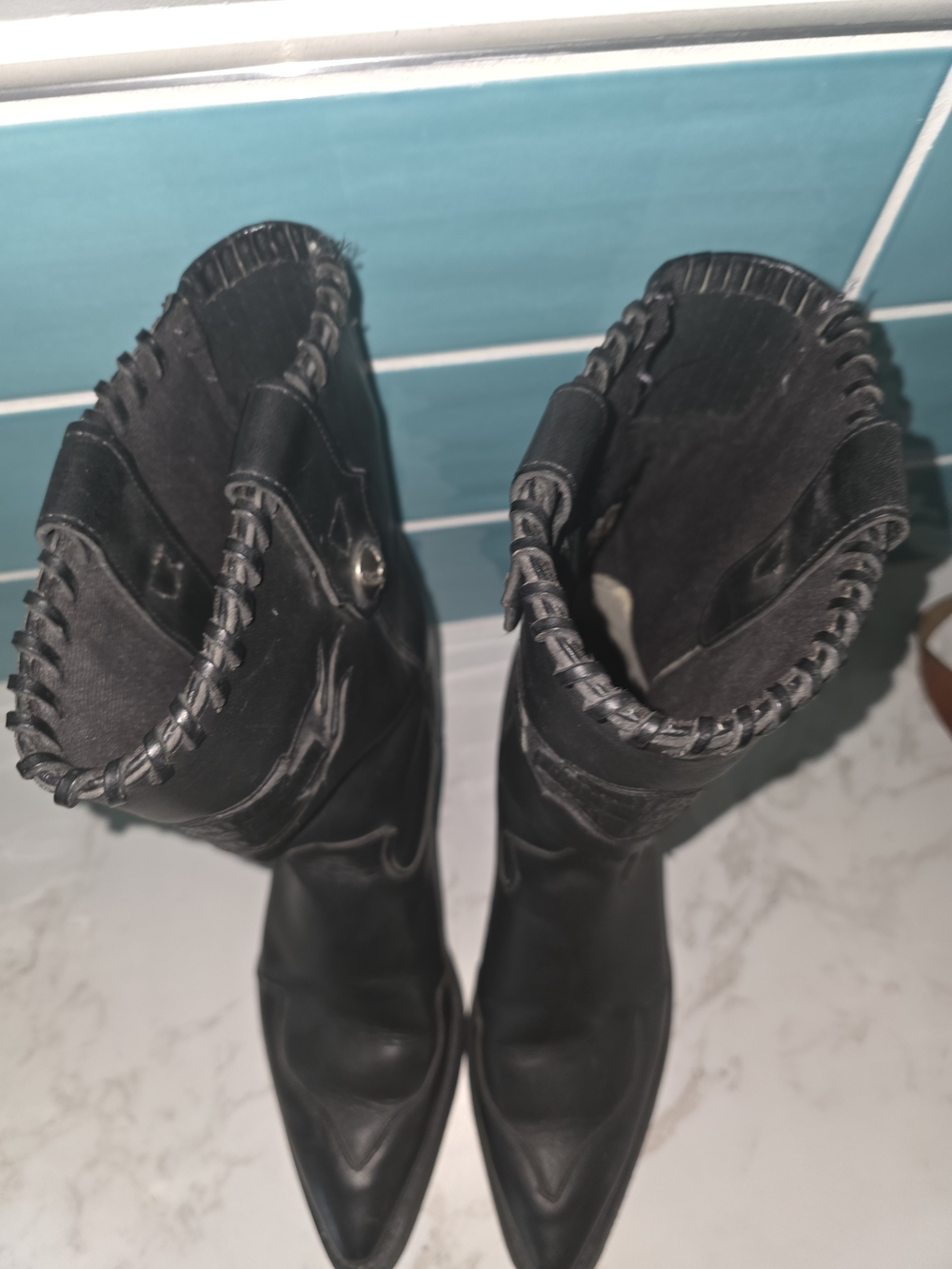 Harley-Davidson Black Leather Women's Western Boots with Concho Accent - Picture 5 of 16